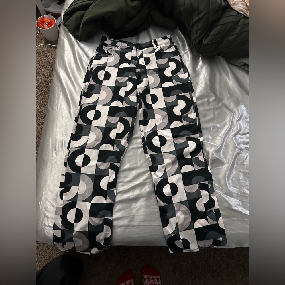 Black and white patterned pants